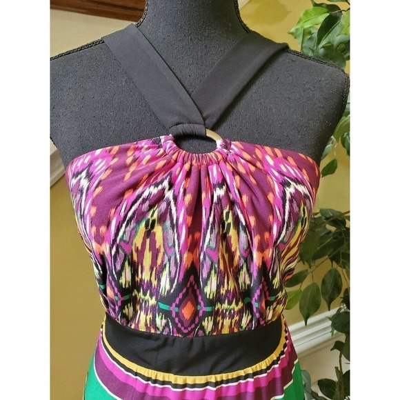 Emma & Michelle Medium Halter Tie Maxi Dress - Picture 3 of 12